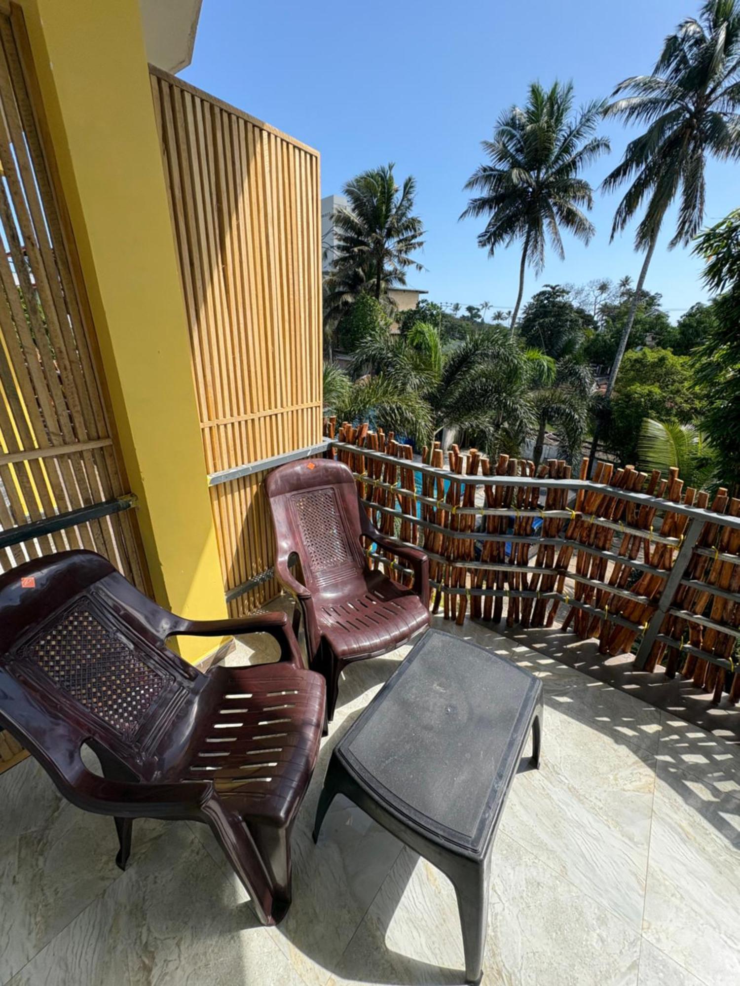 Wake N Flow, Weligama Exteriör bild